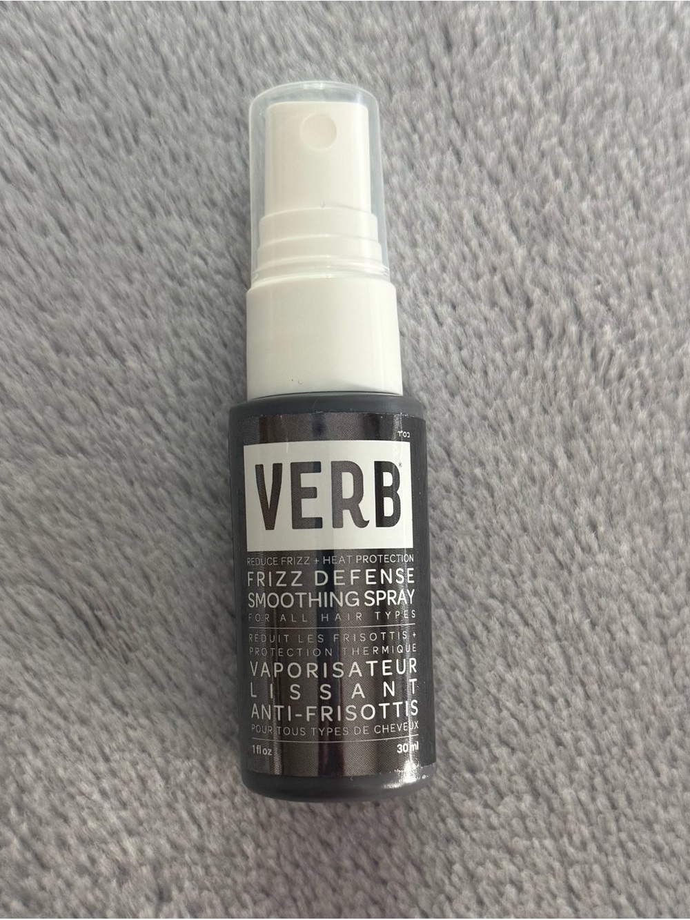 5/$25 🎆 NEW Verb Frizz Defense Smoothing Spray 1.0 oz